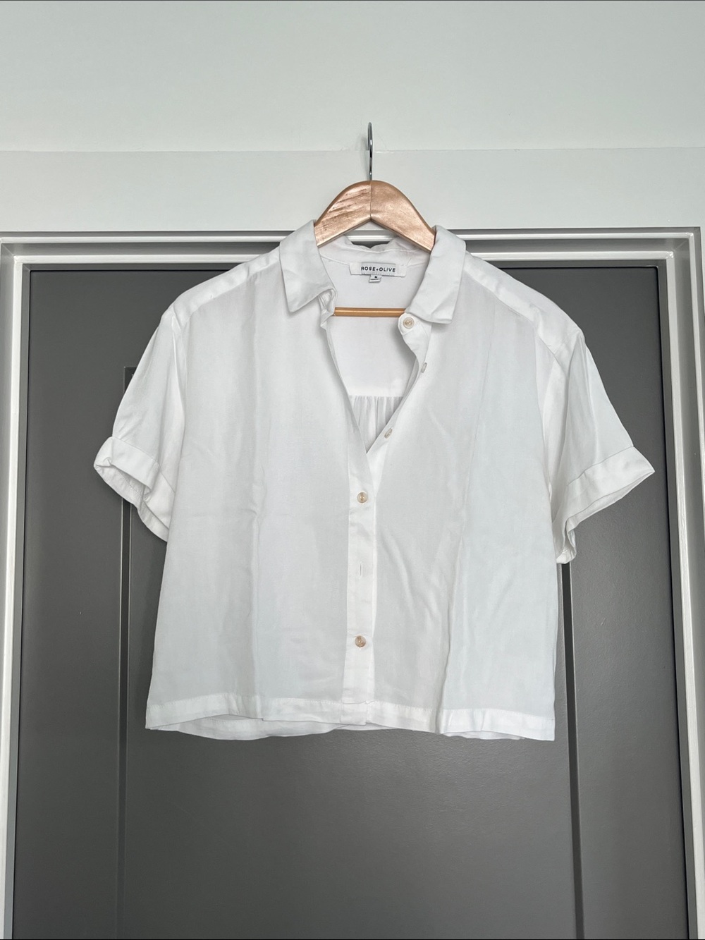 Rose + Olive White Relaxed Cropped Button-Up Shirt